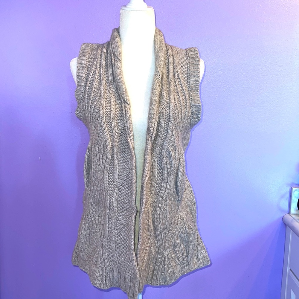 CABI CHUNKY ROPE KNIT OPEN VEST SWEATER